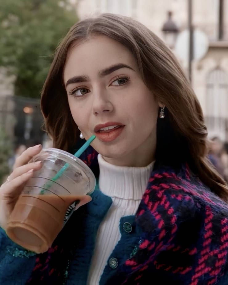 Lily Collins Lily Collins