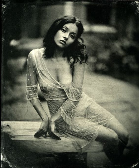 Alina Lee