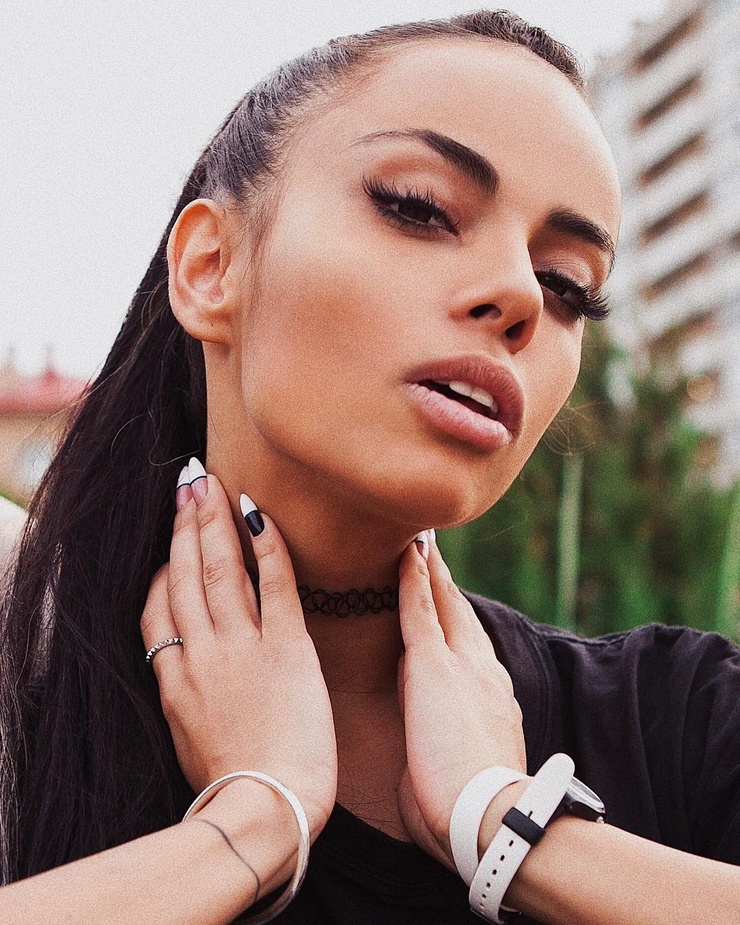 Dasha Buznikova