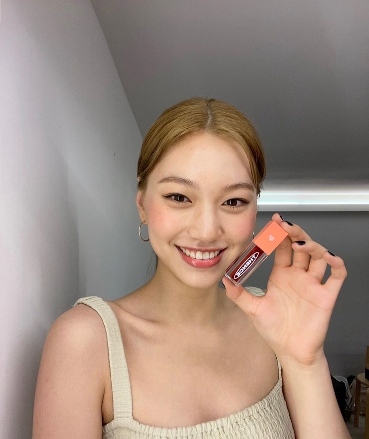 Do-Yeon Kim Do-Yeon Kim