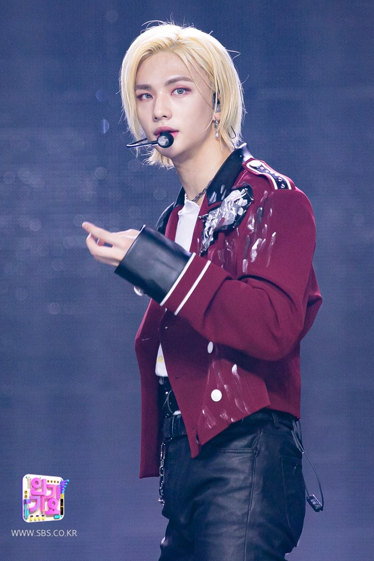 Hyun-Jin Hwang