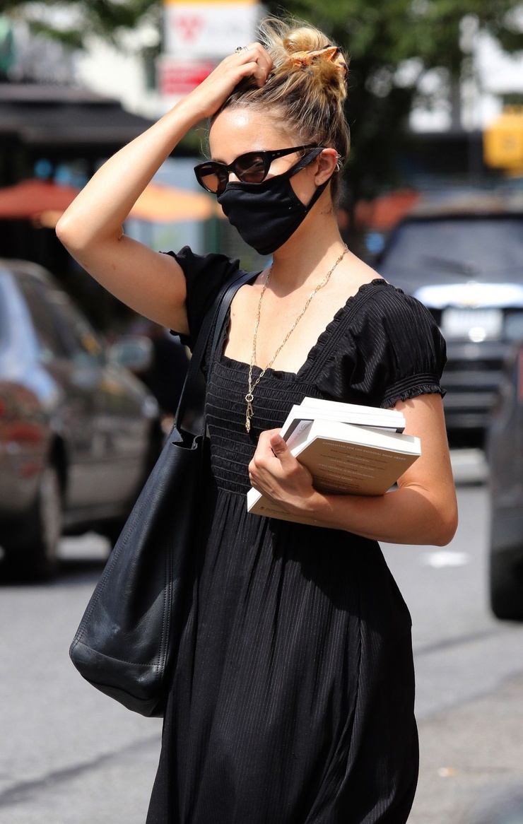 Dianna Agron