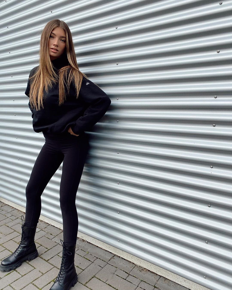 Lorena RAE Lorena RAE