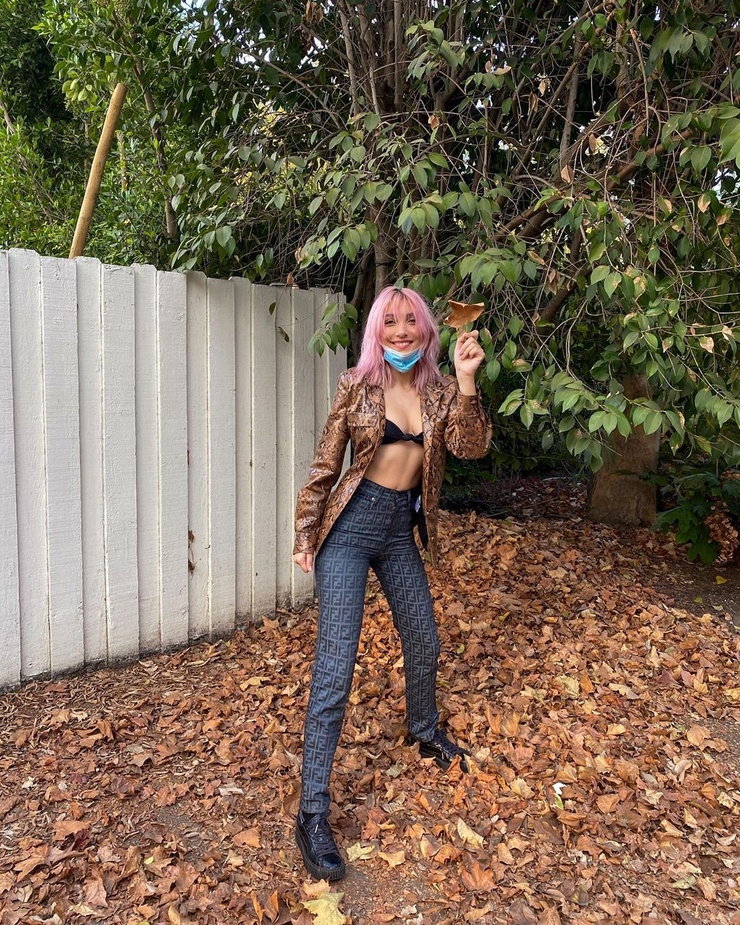 Jennessa Rose Jennessa Rose