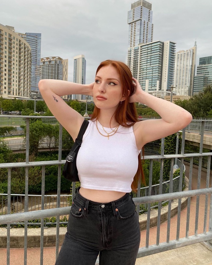 Sabrina Danielle picture