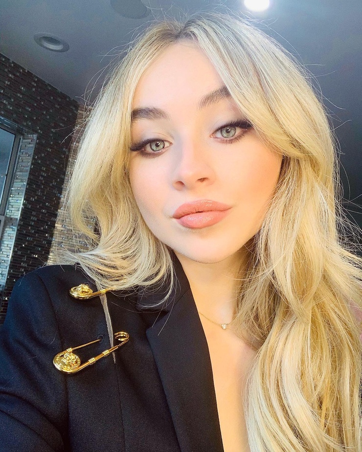Sabrina Carpenter Sabrina Carpenter