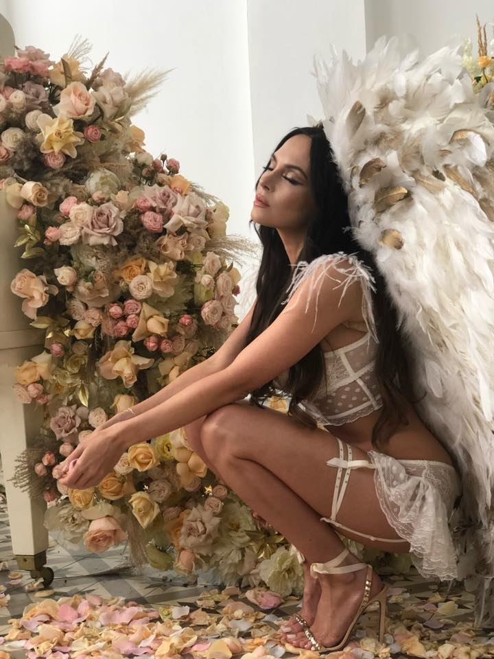 Lola Astanova Lola Astanova