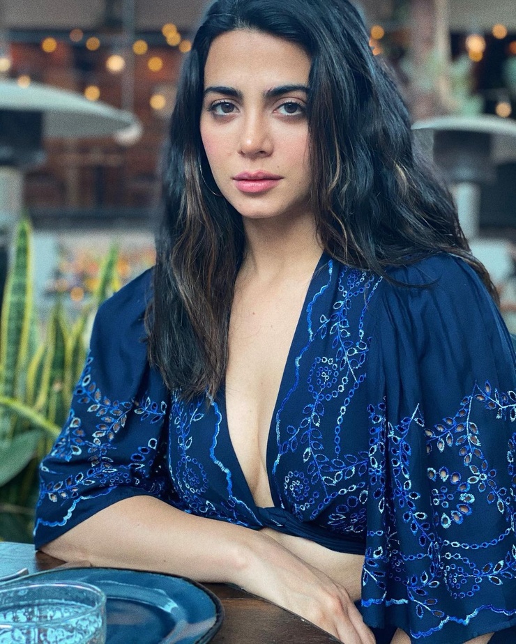 Emeraude Toubia Emeraude Toubia