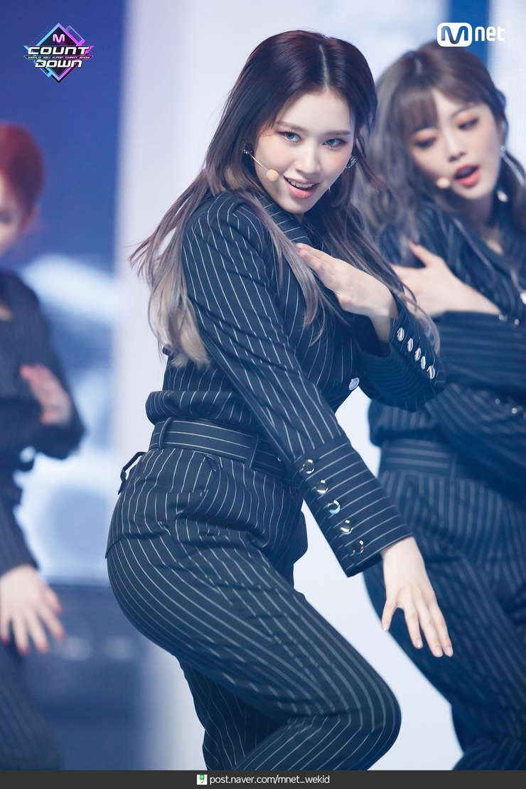 Elly (엘리)