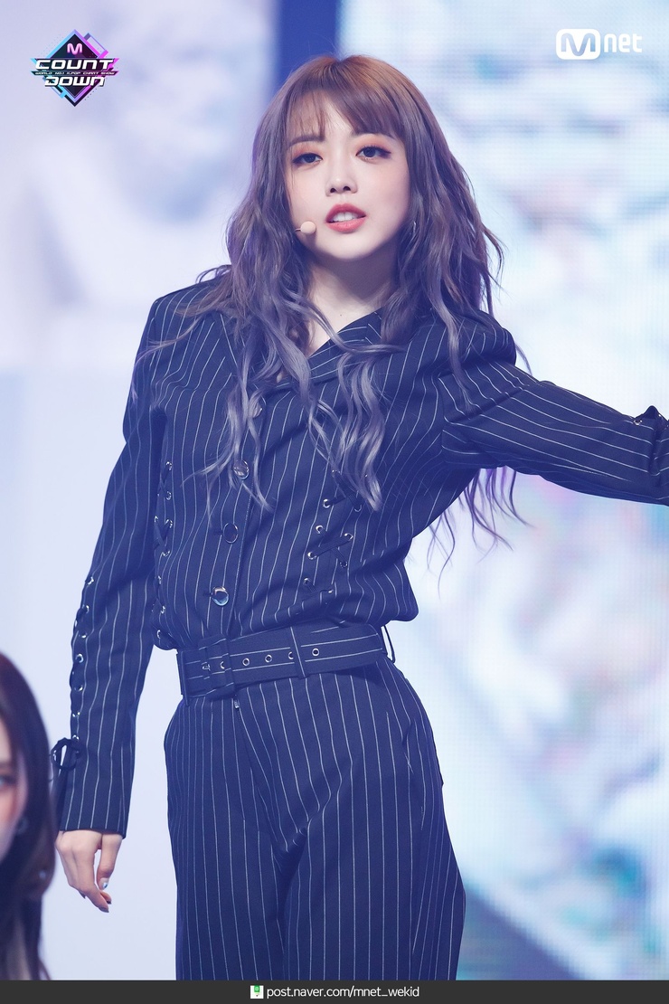 Suyeon (수연)