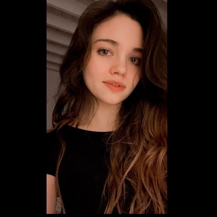 India Eisley India Eisley