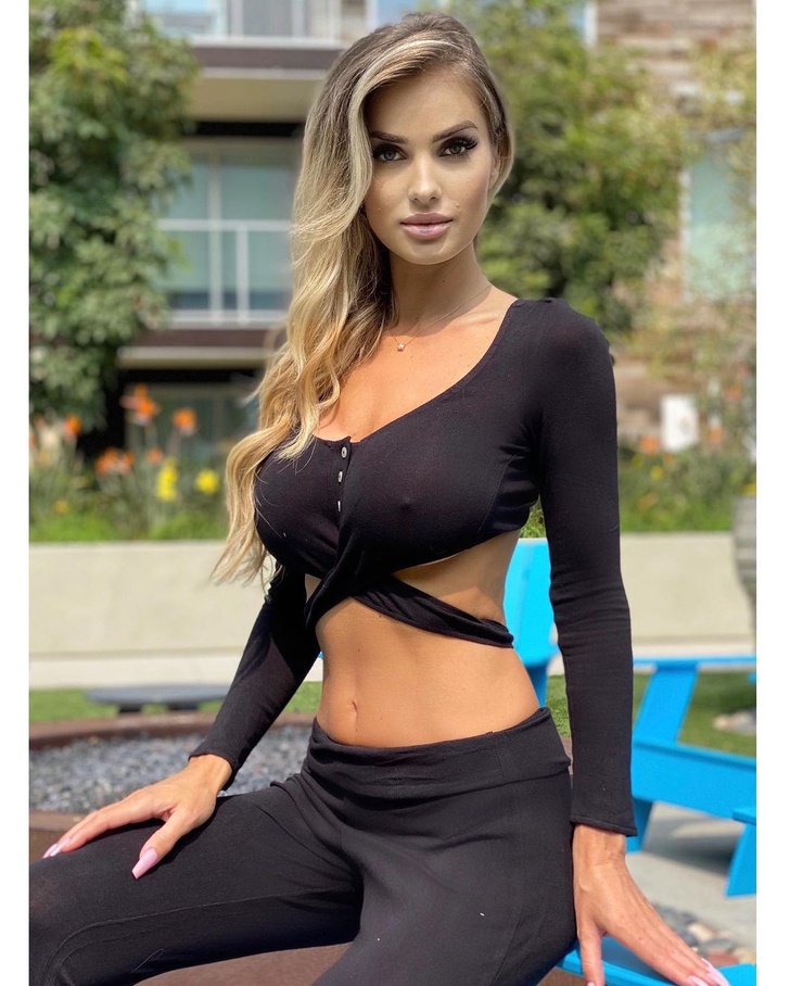 Leanna Bartlett