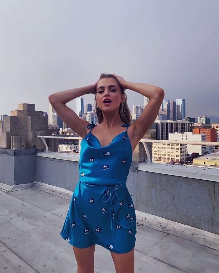 Anne Winters