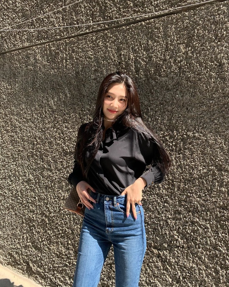 Joy (Park Soo Young)