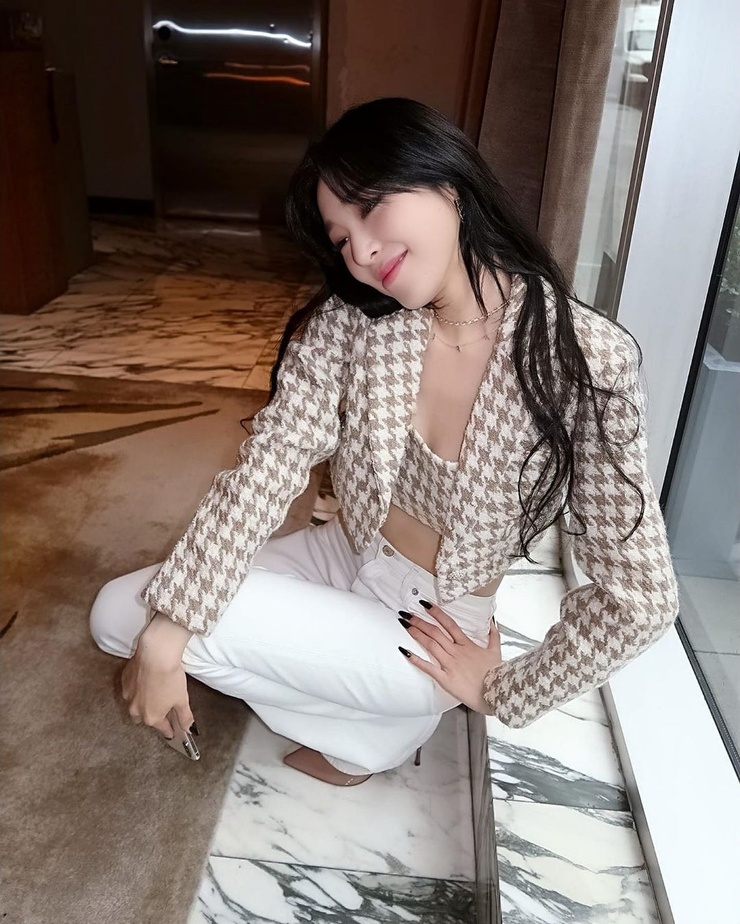 Hwang Mi-Young