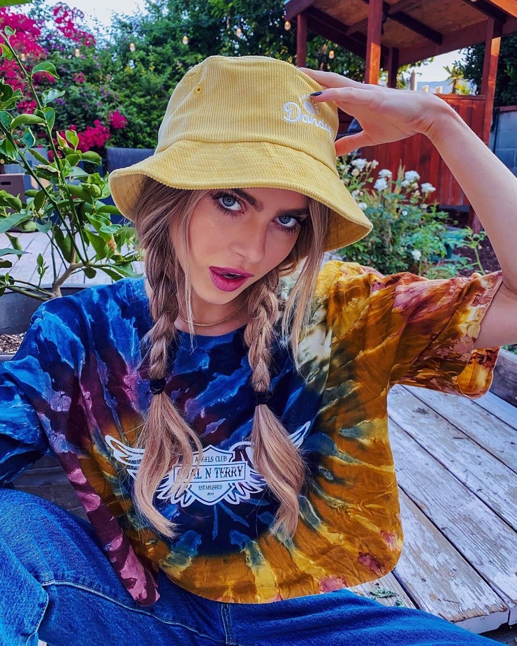 Anne Winters