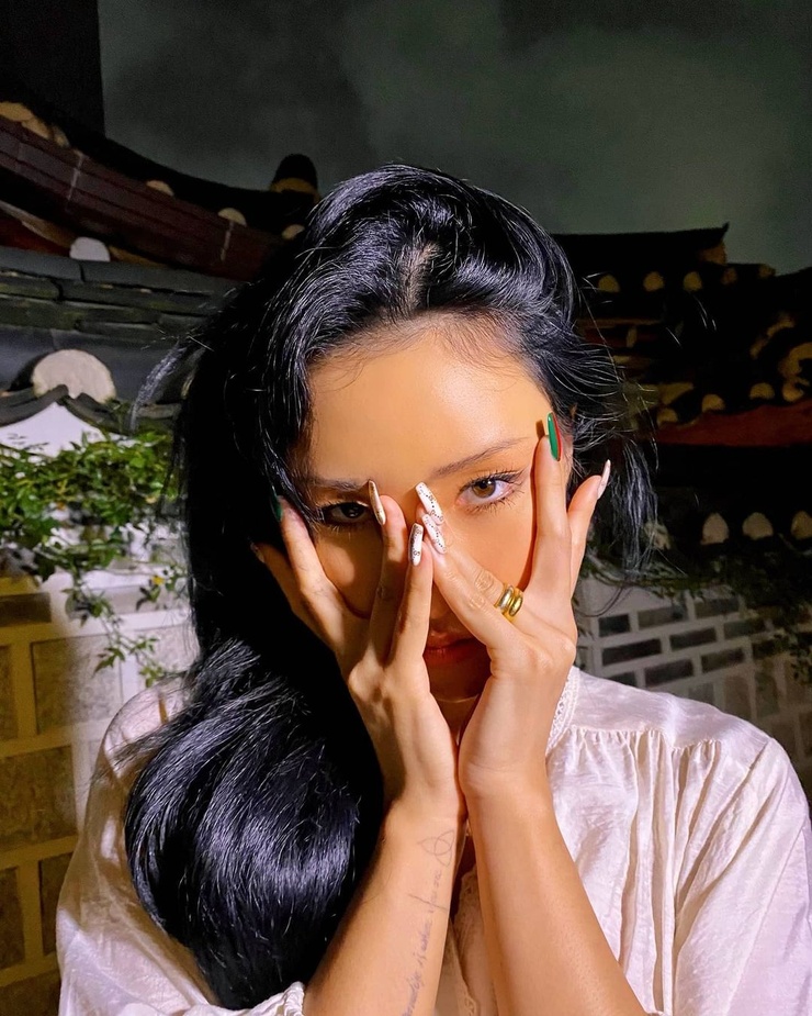Hwasa Hwasa