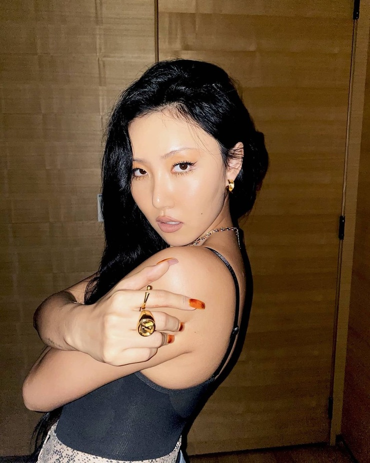 Hwasa Hwasa