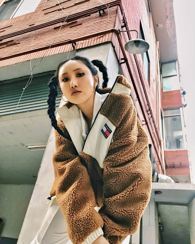 Hwasa Hwasa