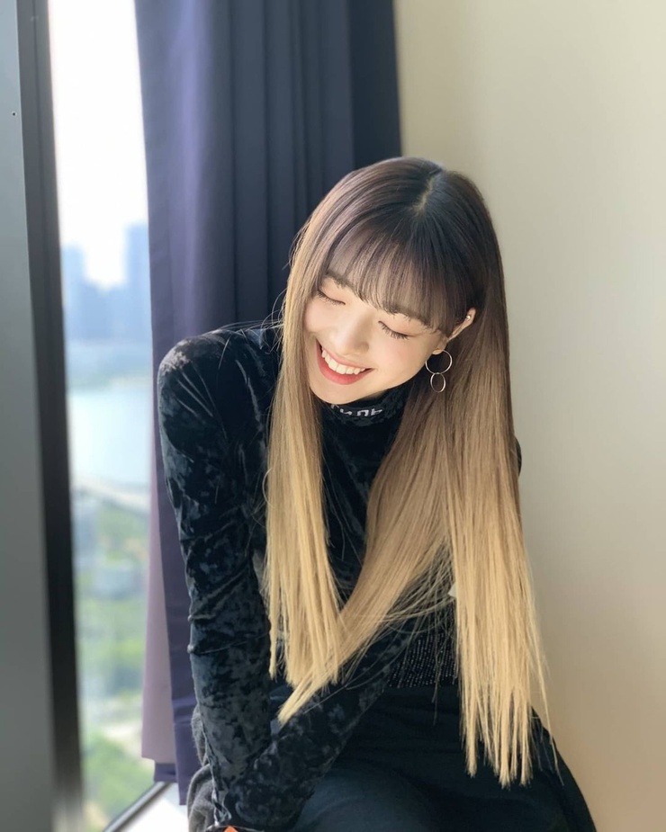 Yuna (ITZY) Yuna (ITZY)