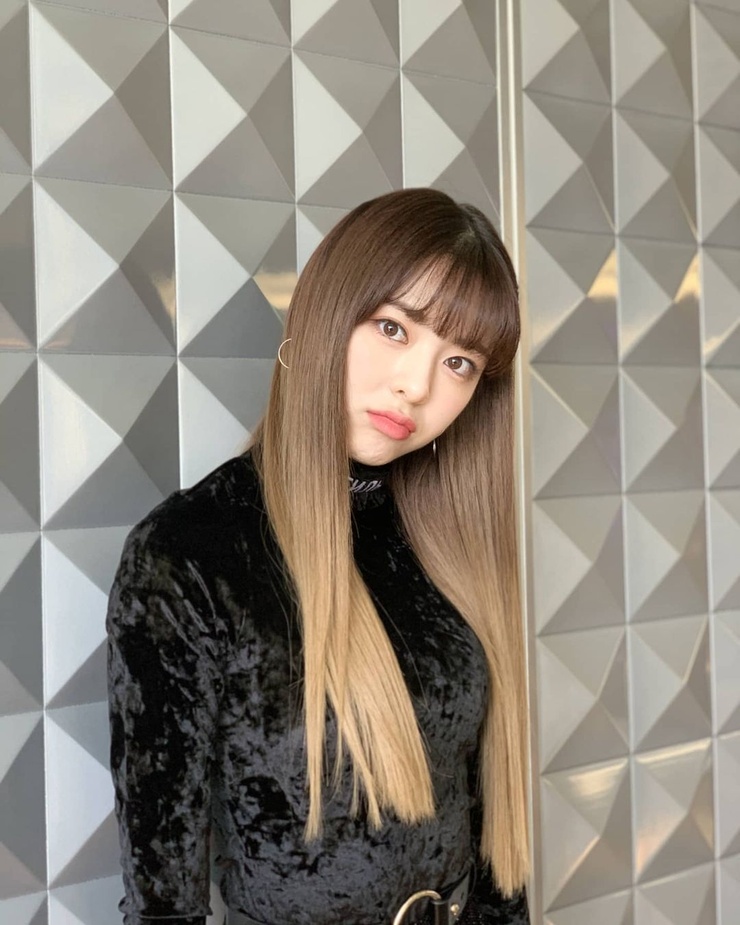 Yuna (ITZY) Yuna (ITZY)