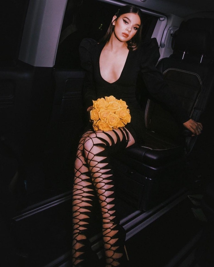 Hailee Steinfeld Hailee Steinfeld
