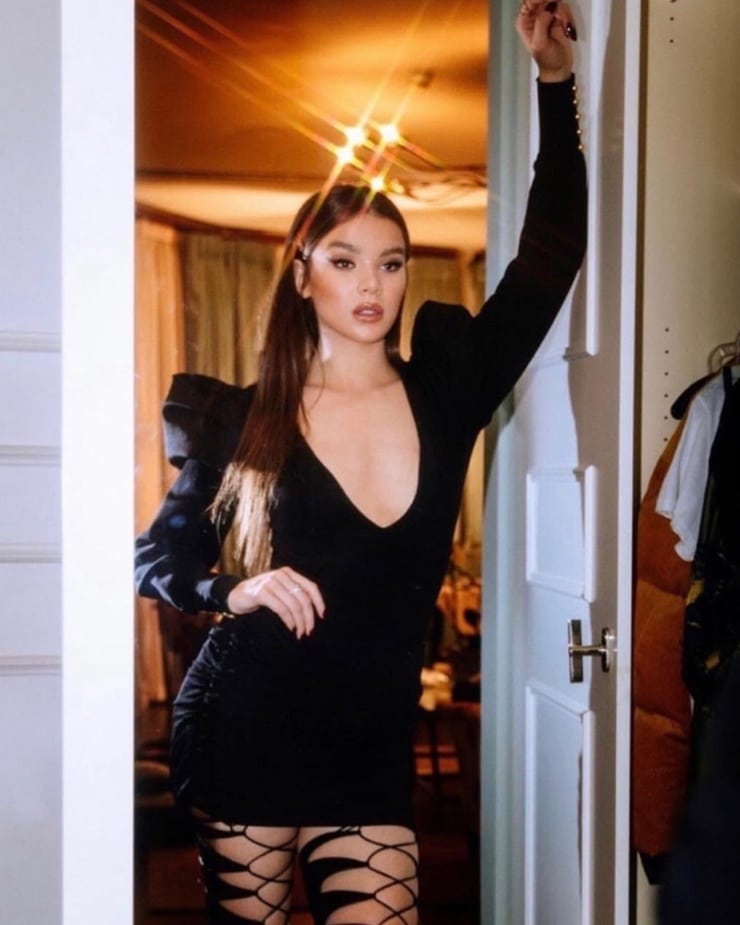 Hailee Steinfeld