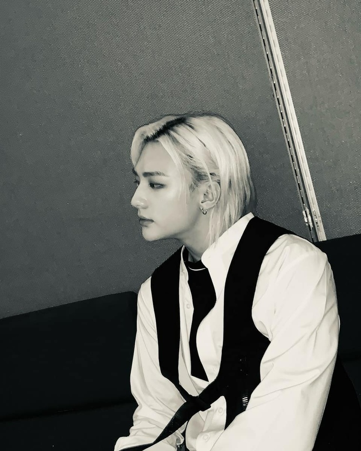 Hyun-Jin Hwang Hyun-Jin Hwang