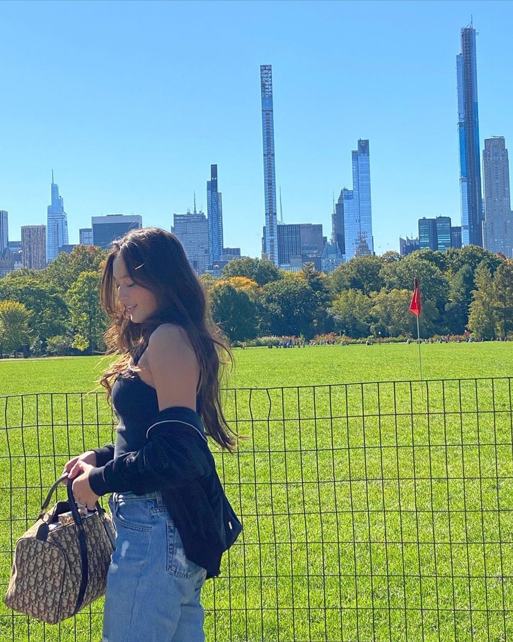 Lily Chee