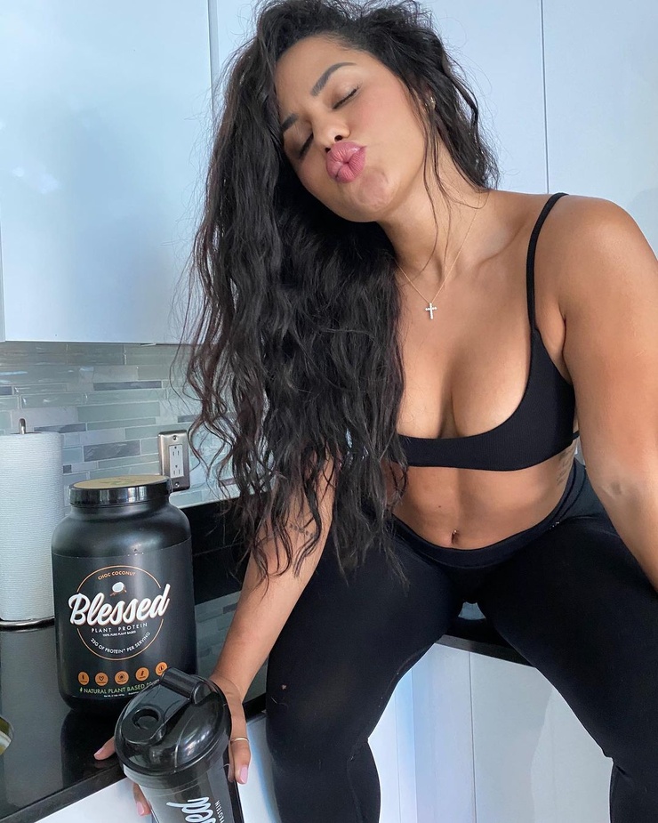 Katya Elise Henry
