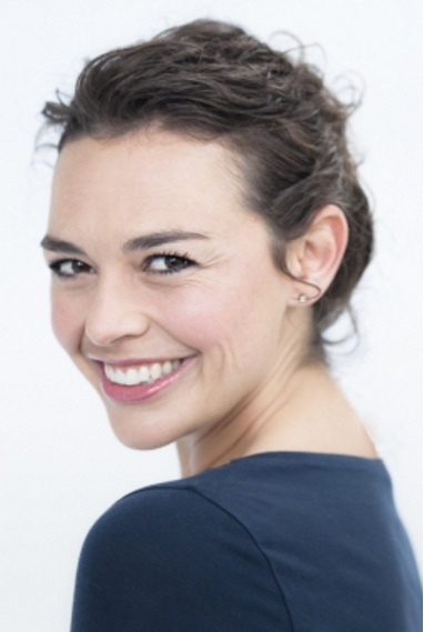 Tinarie van Wyk Loots