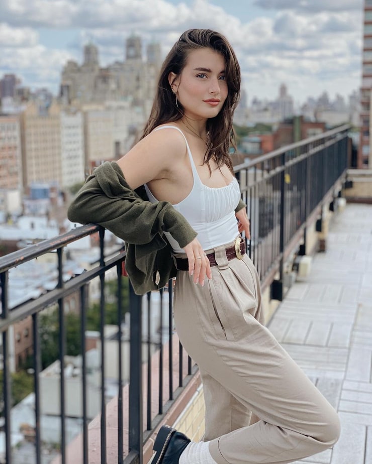 Jessica Clements