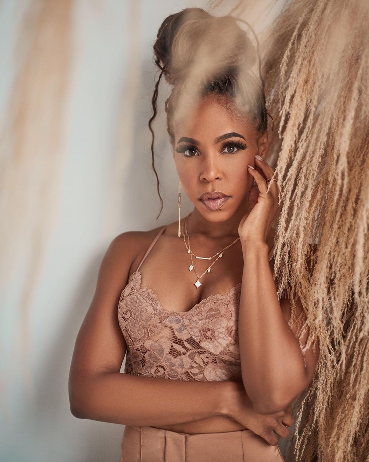 Khaneshia 'KJ' Smith