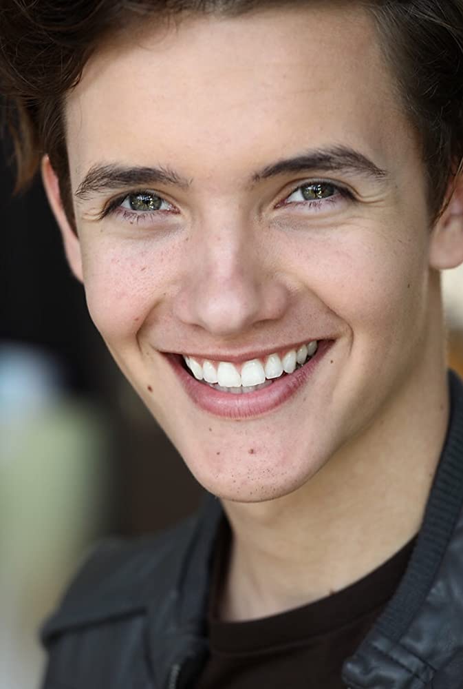 Noah Urrea