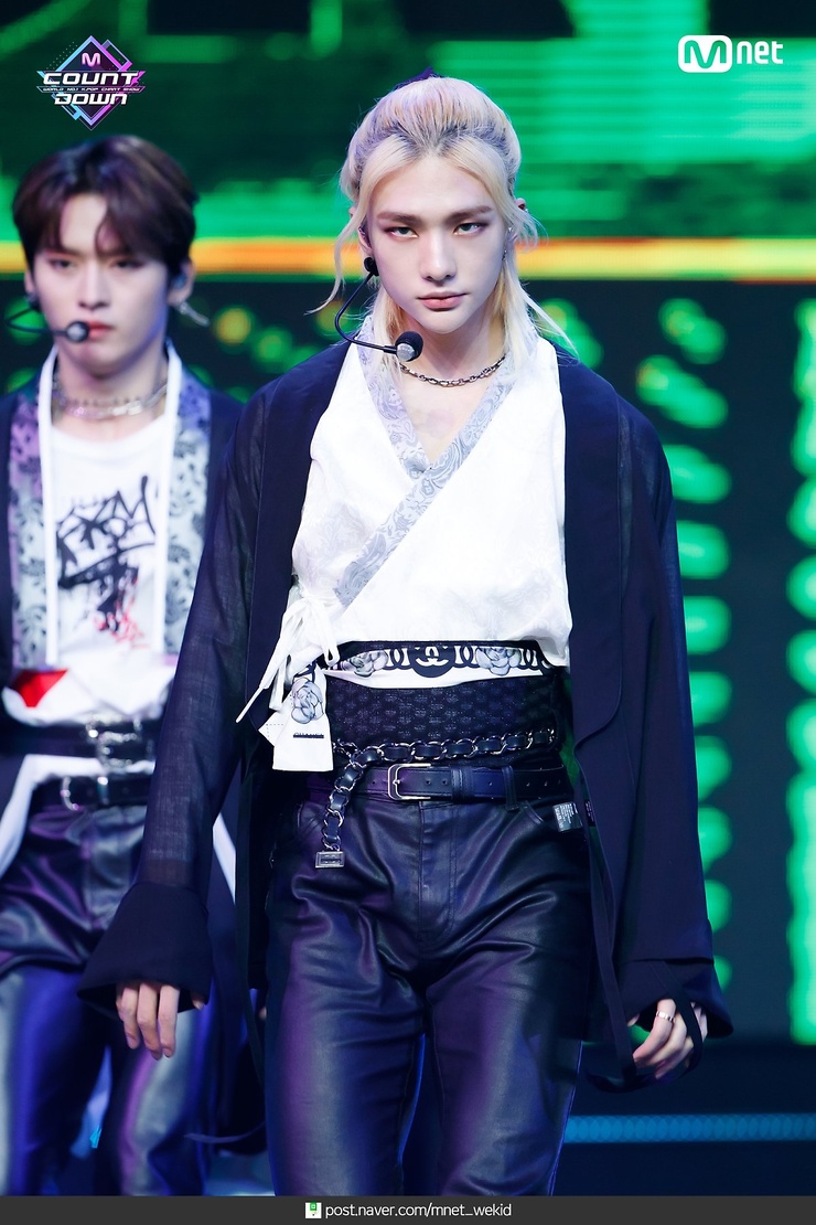 Hyun-Jin Hwang Hyun-Jin Hwang