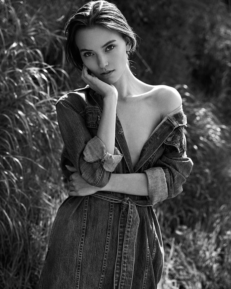 Savvy Taylor Savvy Taylor