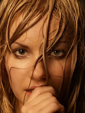 Elisha Cuthbert Elisha Cuthbert