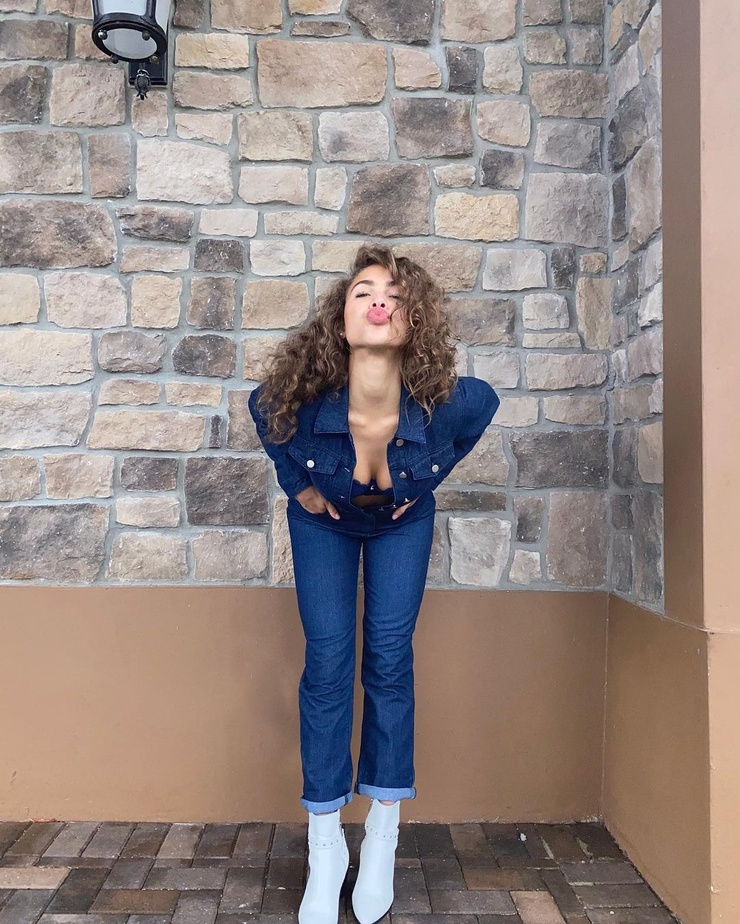 Camila Kendra
