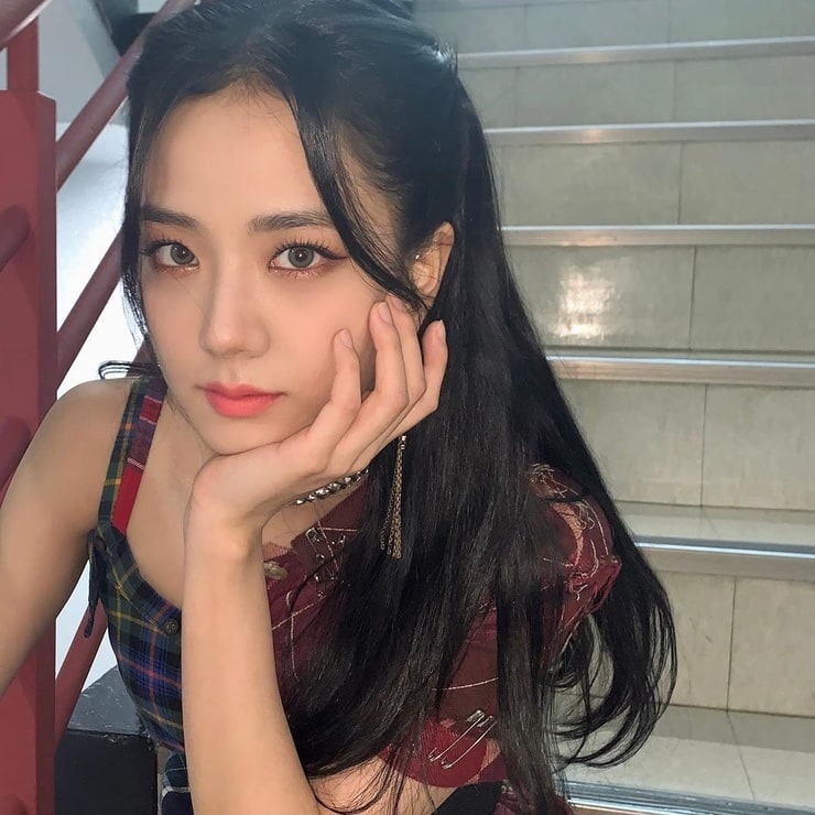 Kim Jisoo picture