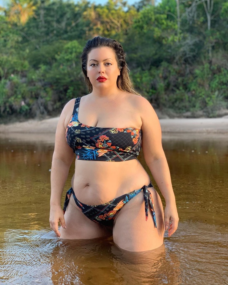 Fluvia Lacerda