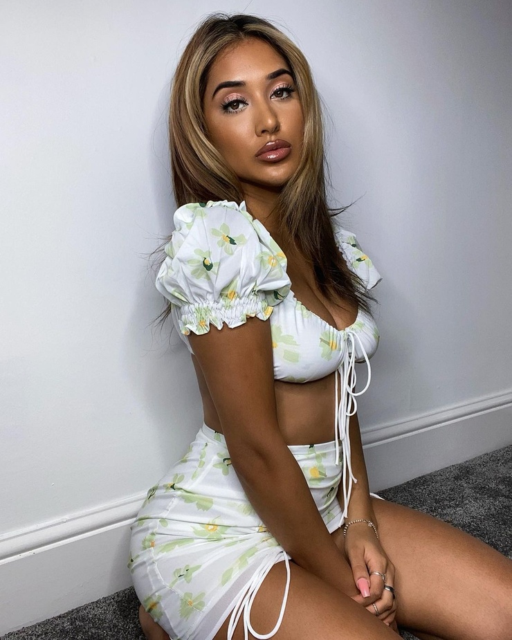 Zahida Allen