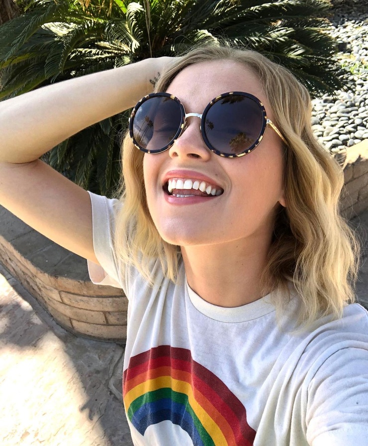 Eliza Taylor Eliza Taylor