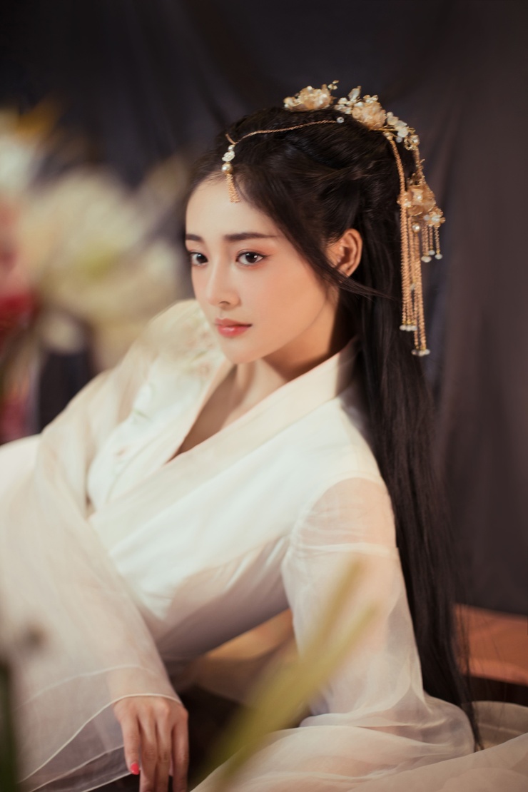 Zhou Jieqiong
