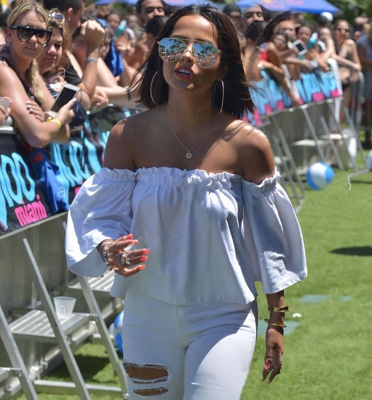 Becky G.