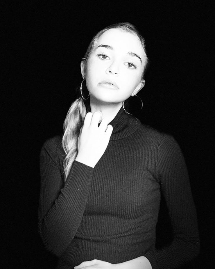 Nikki Roumel