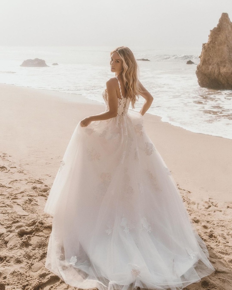 Bryana Holly