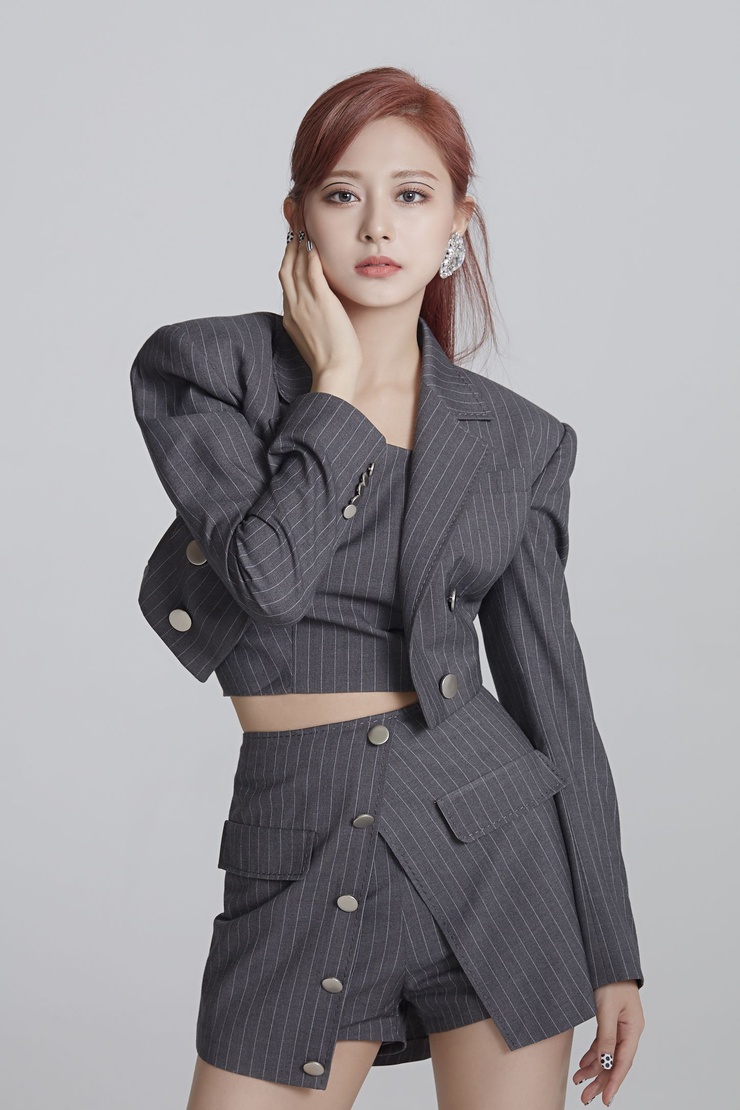 Chou Tzu-yu (Tzuyu)