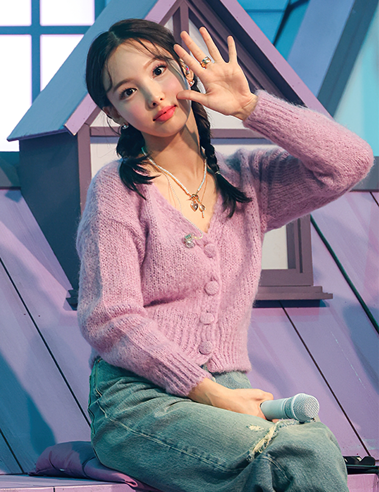 Im Nayeon