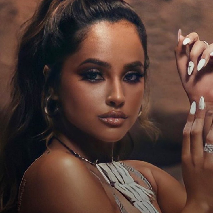 Becky G.