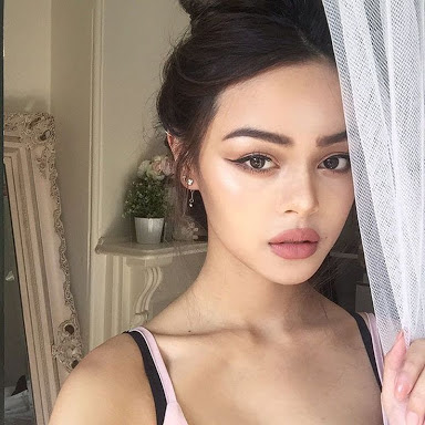 Picture of Lily Maymac